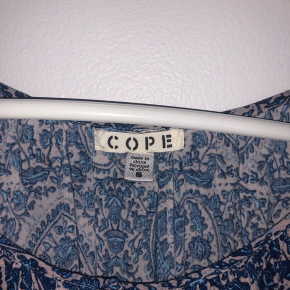 Urban Outfitters romper size small🤍 - Picture 3 of 5